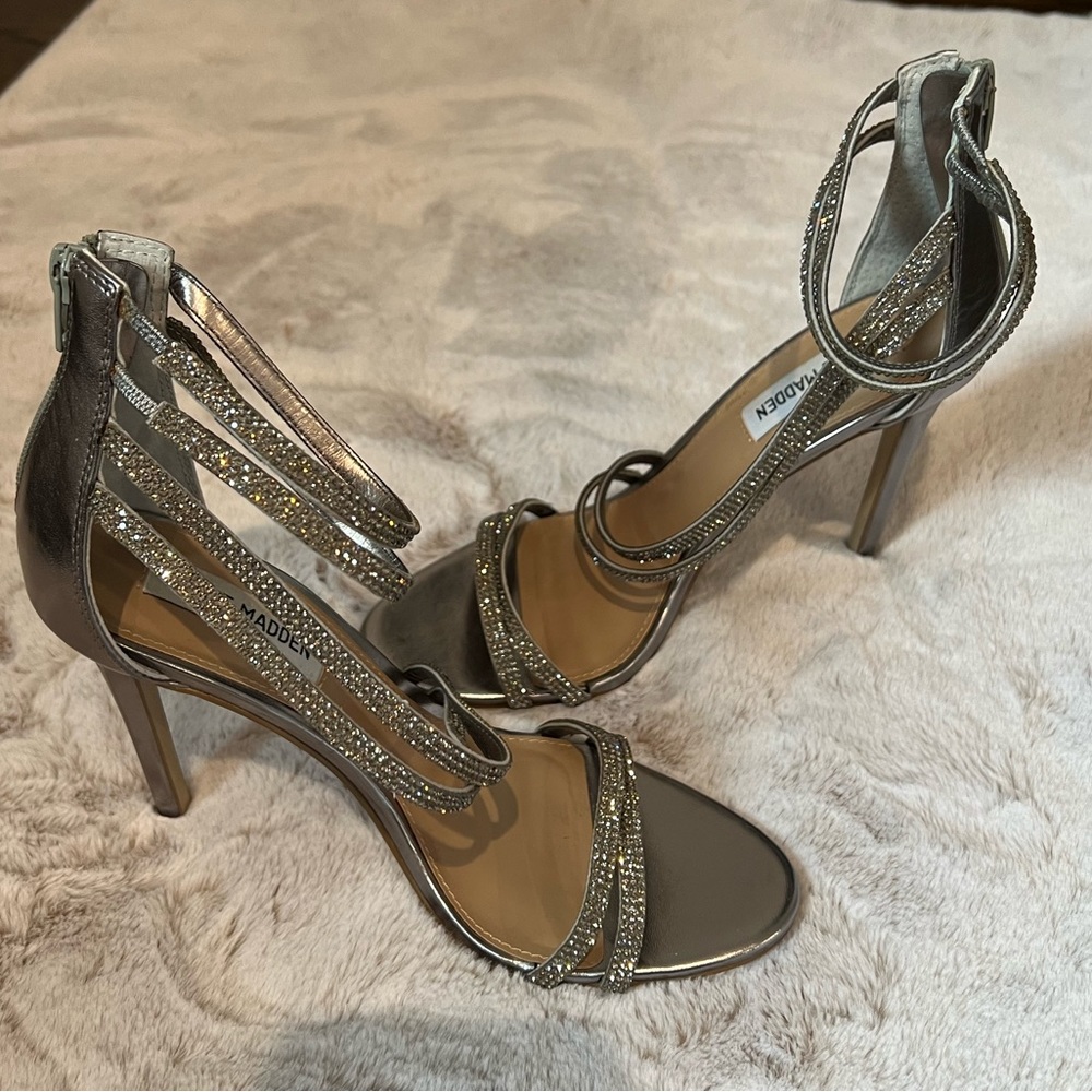 Steve Madden high heel